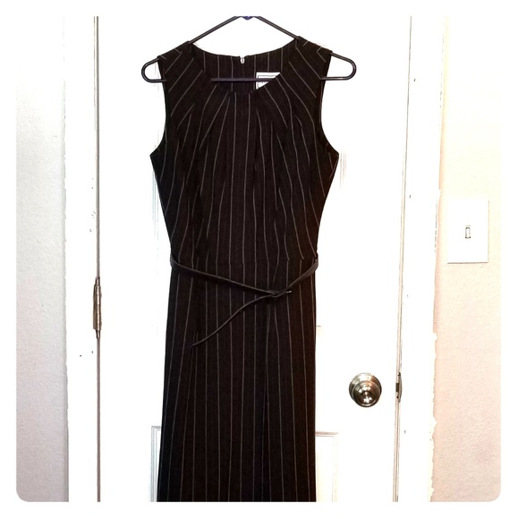 Dress - Picture 1 of 2